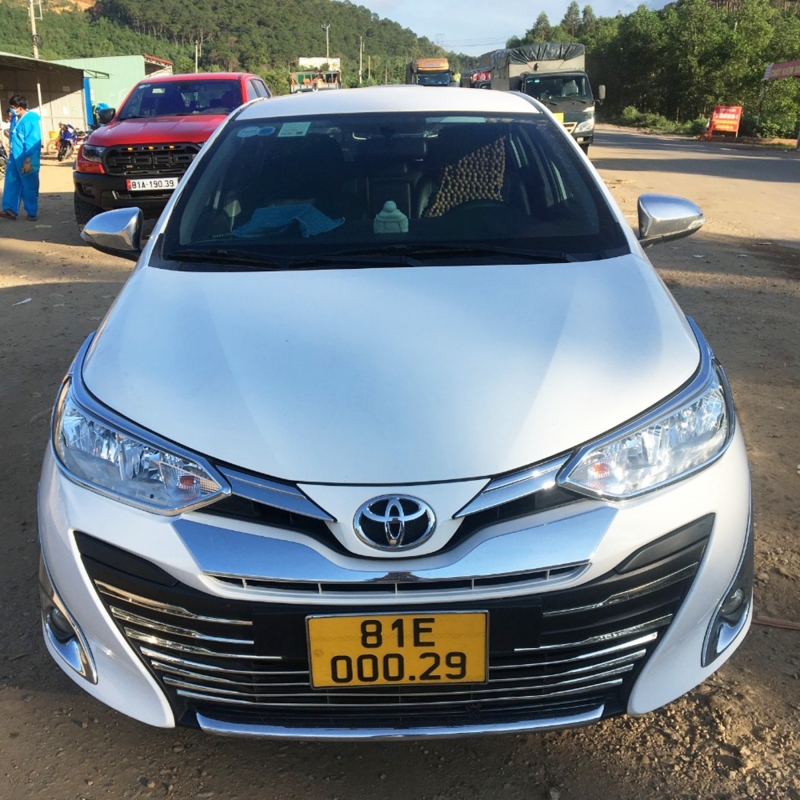 XE DU LỊCH 4 CHỖ