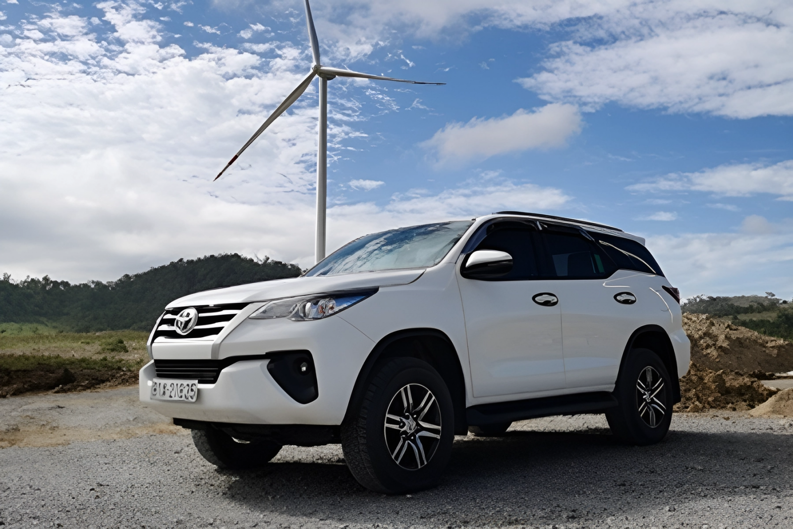 Thuê xe du lịch Gia Lai - Nhà Xe Phong Vũ